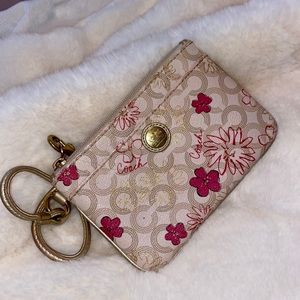Vintage 2000s coach change purse